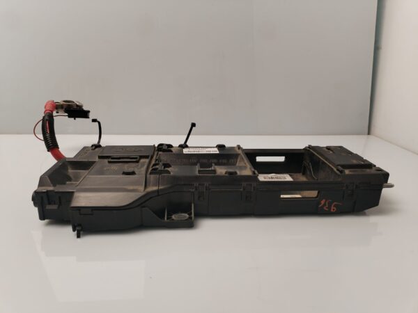 CAJA RELES / FUSIBLES 133867