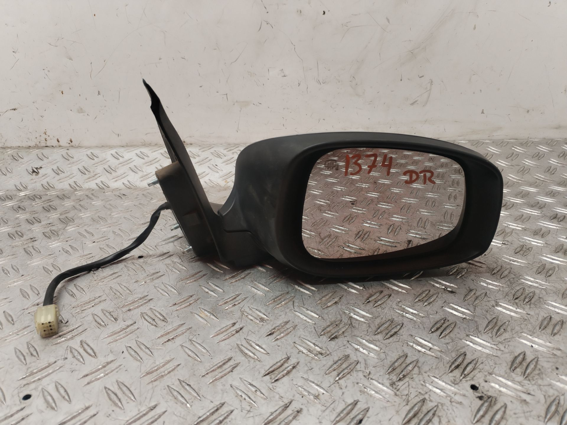 RETROVISOR DERECHO 132797