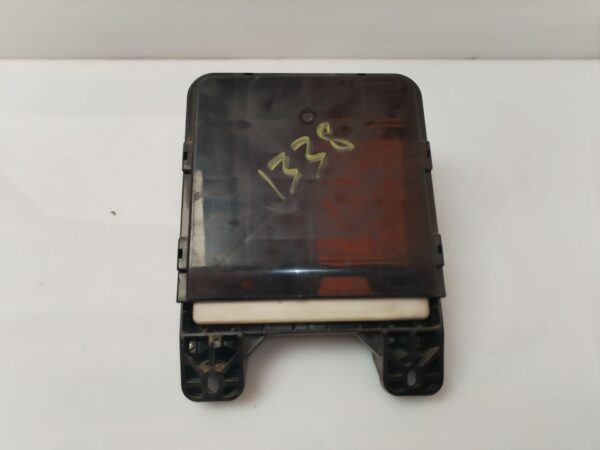 CAJA RELES / FUSIBLES 133538