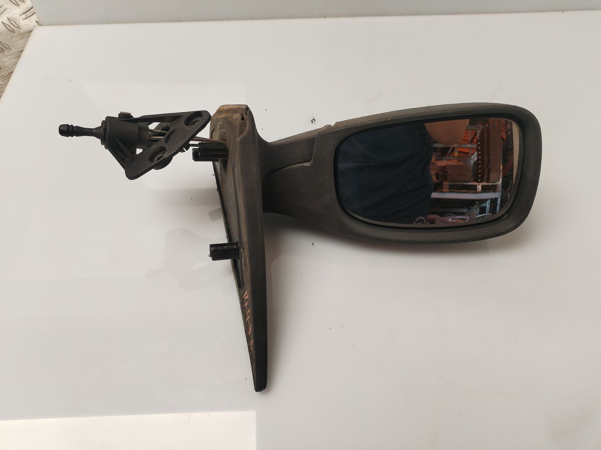 RETROVISOR IZQUIERDO 134132