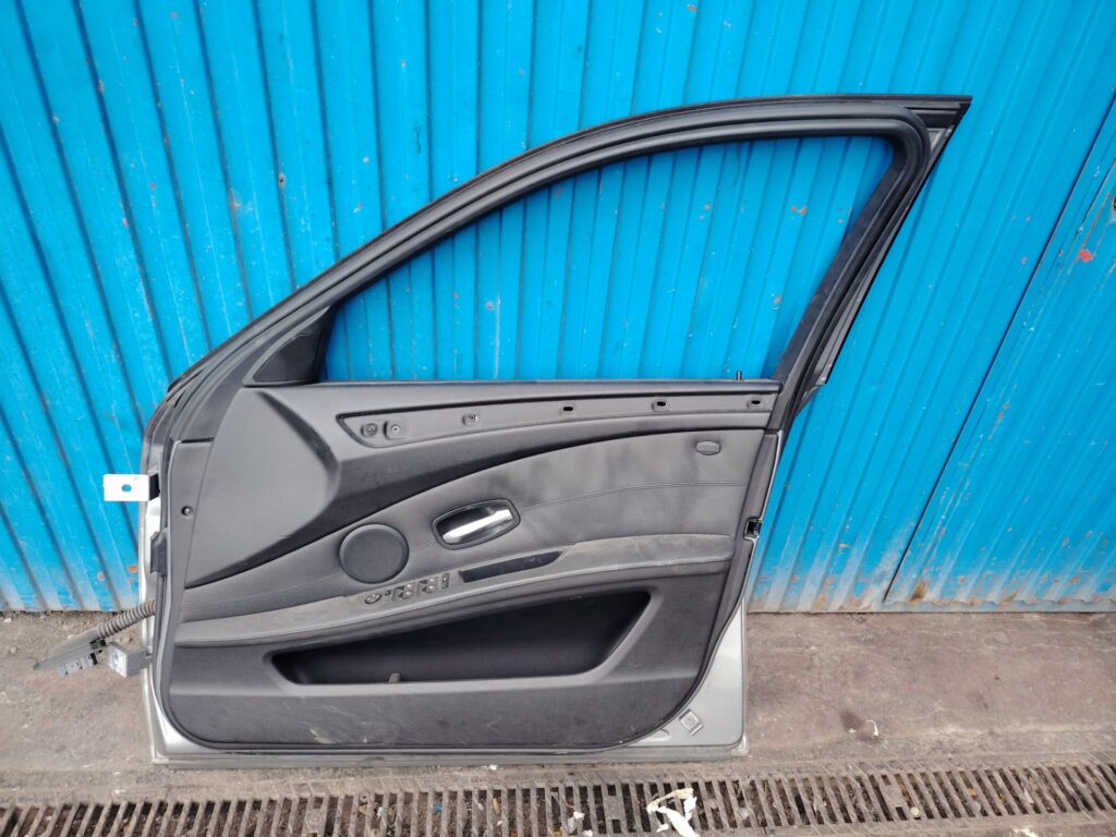 PUERTA DELANTERA DERECHA 134379