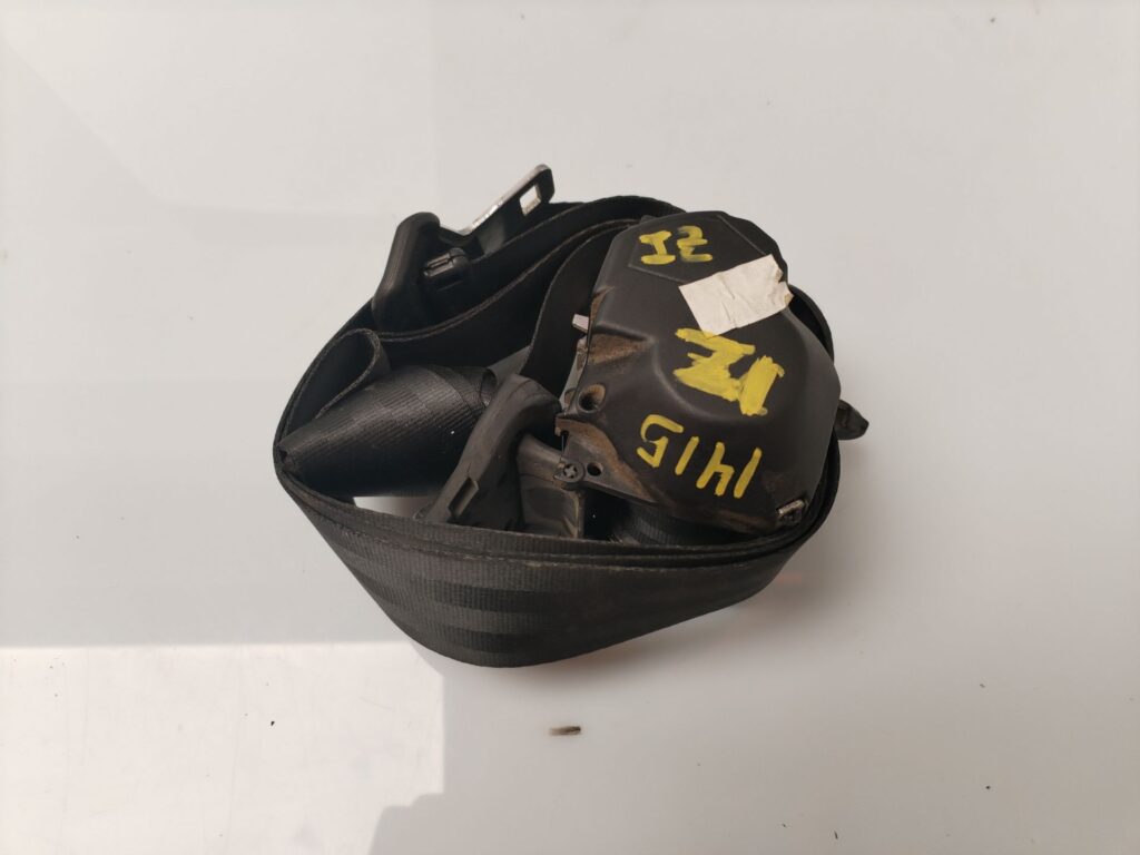 CINTURON SEGURIDAD DELANTERO IZQUIERDO 133677