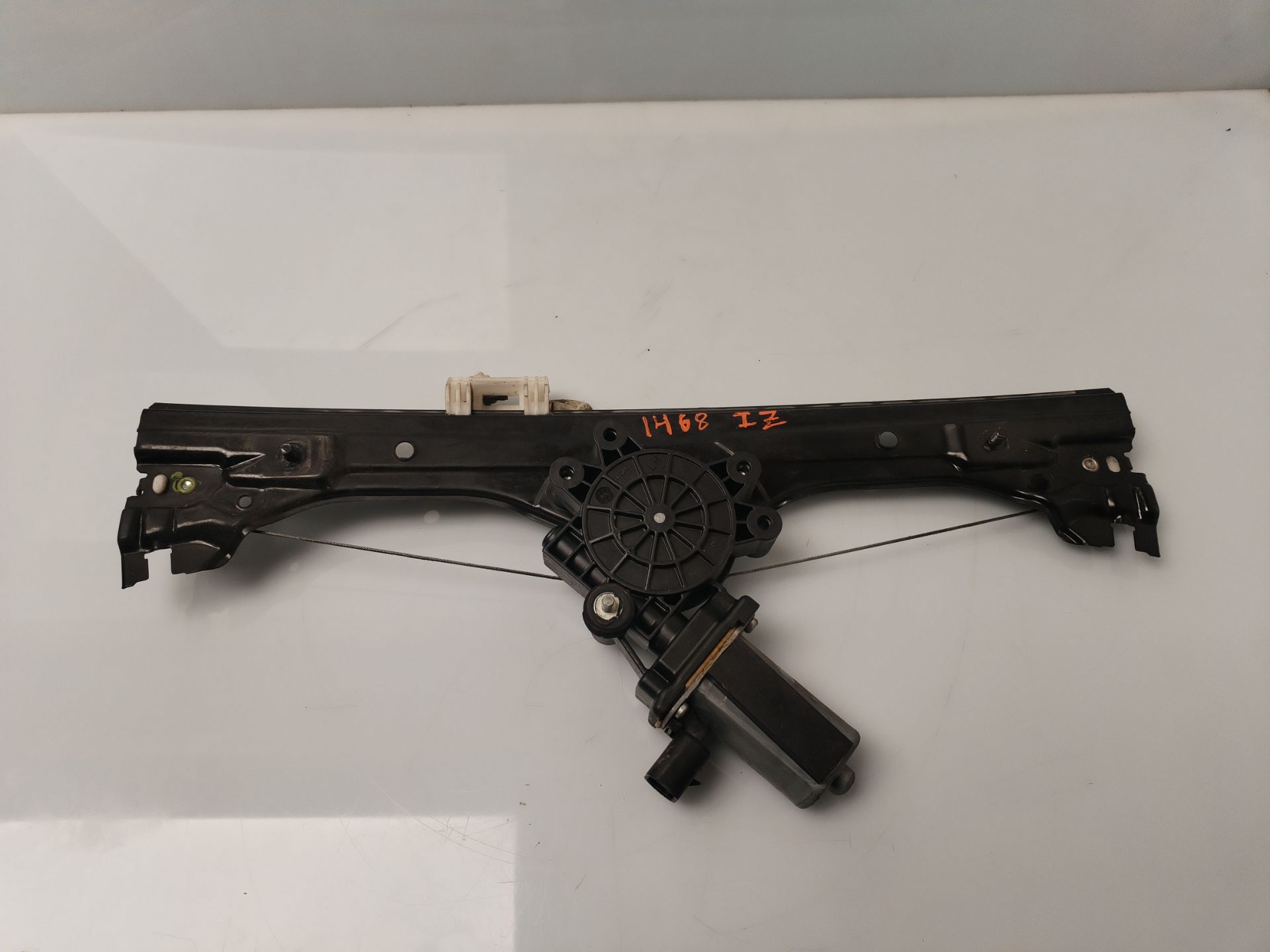 ELEVALUNAS DELANTERO IZQUIERDO 134366