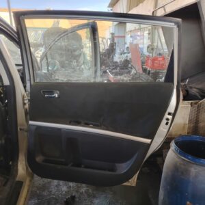 PUERTA TRASERA DERECHA 133661