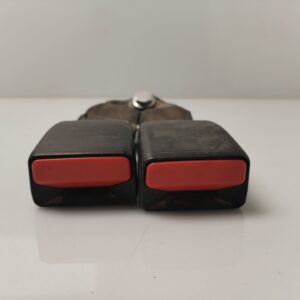 ENGANCHE CINTURON TRASERO DERECHO 133999