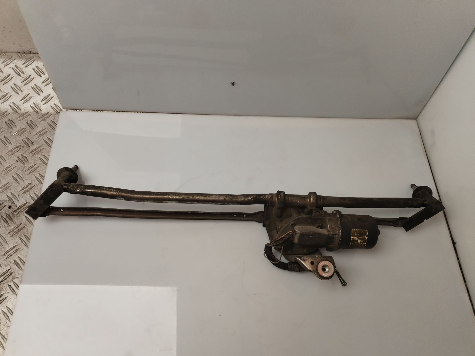 MOTOR LIMPIA DELANTERO 134404