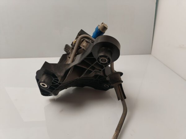 PEDAL EMBRAGUE 133422