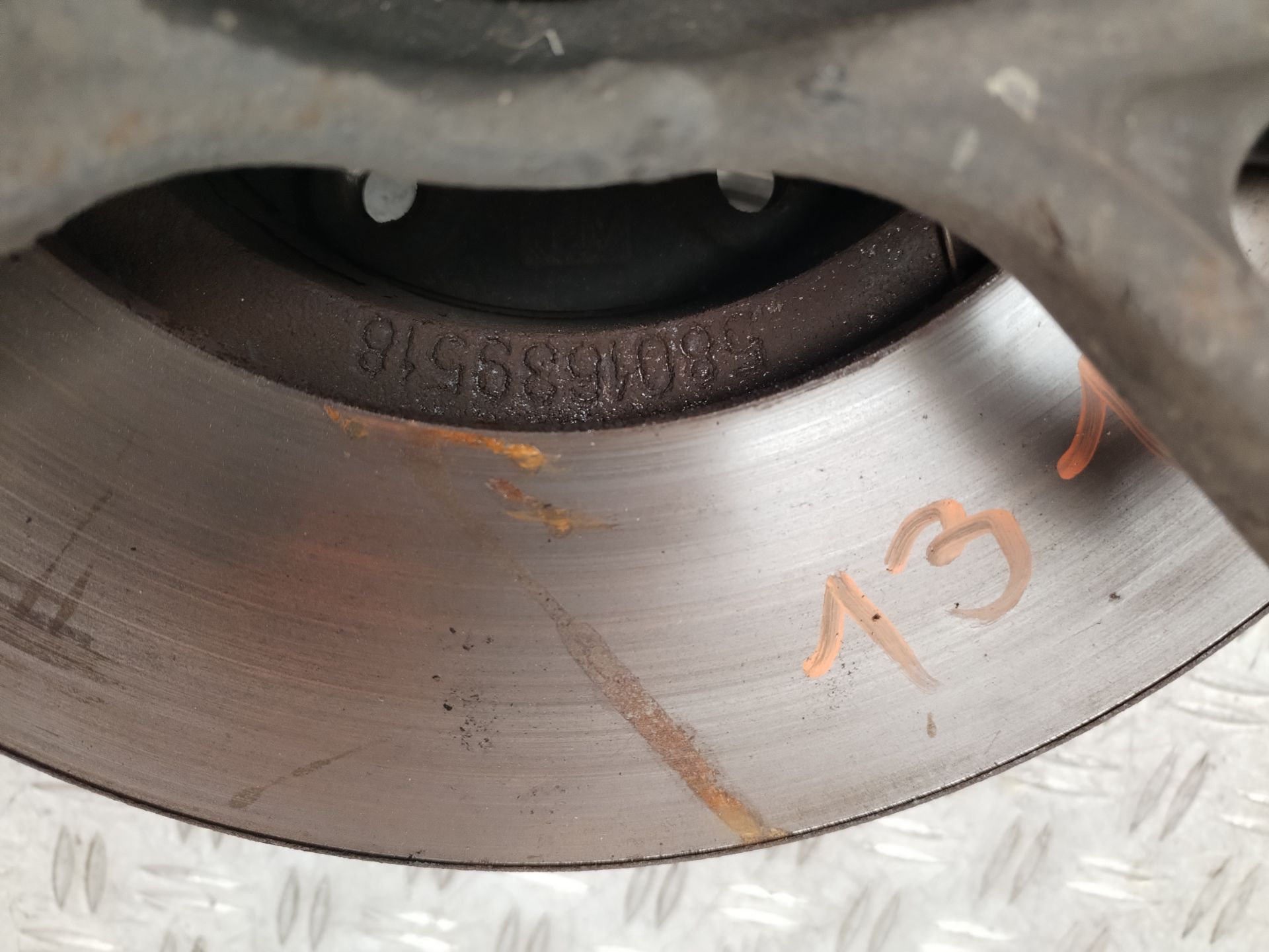 MANGUETA DELANTERA IZQUIERDA 133097