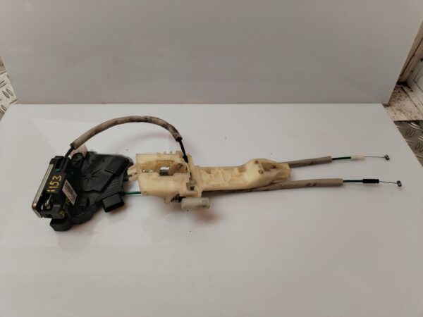 CERRADURA PUERTA DELANTERA DERECHA 133033