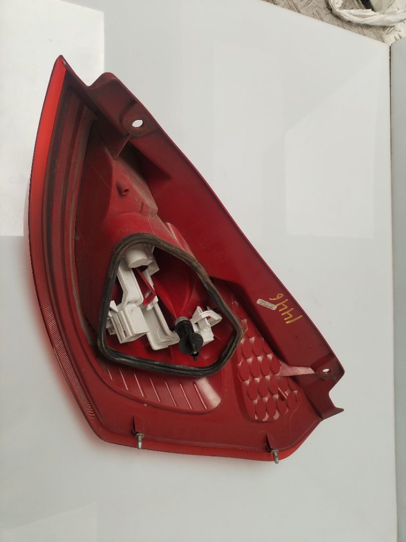 PILOTO TRASERO IZQUIERDO 134067