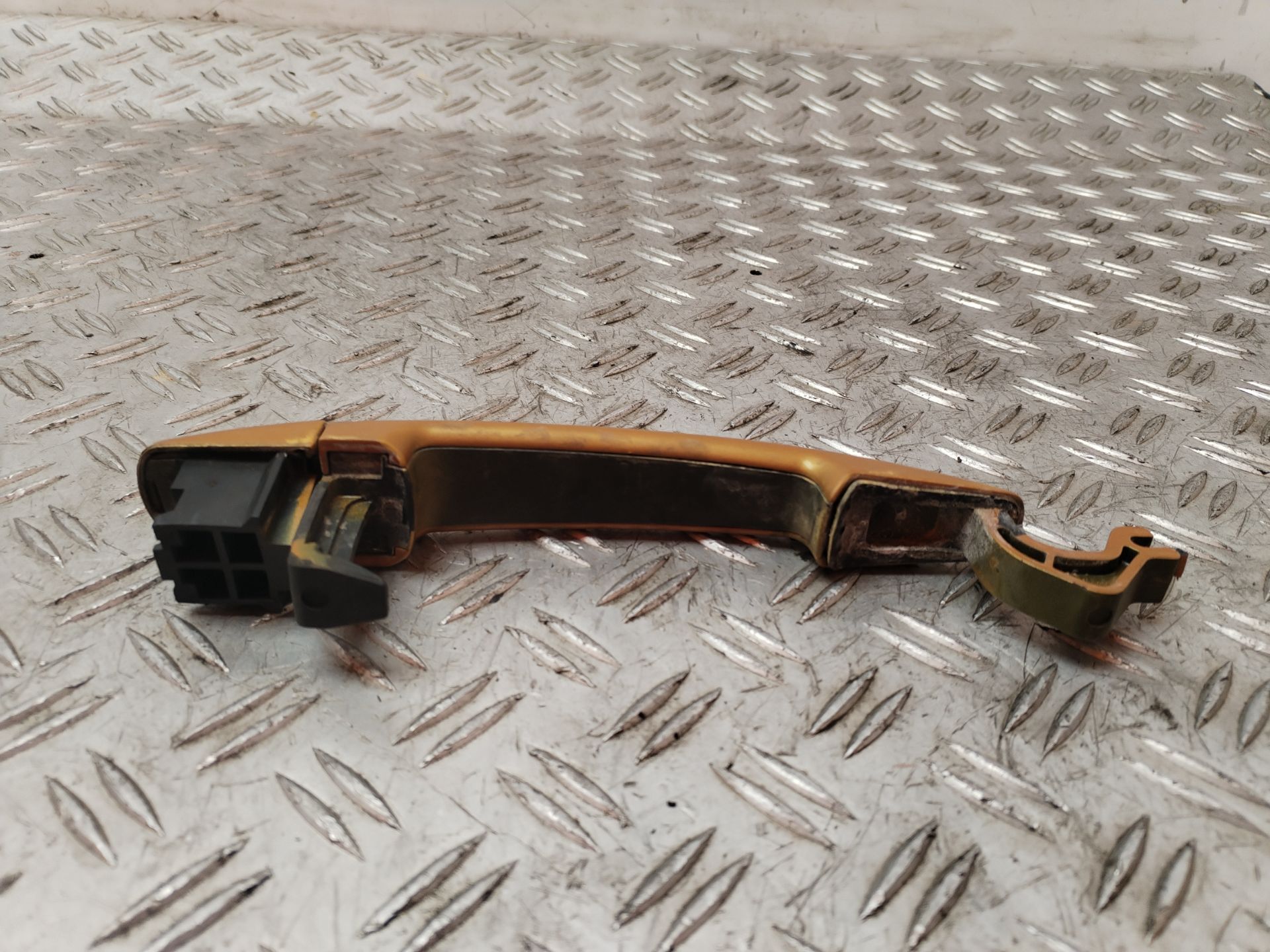 MANETA EXTERIOR DELANTERA IZQUIERDA 132806