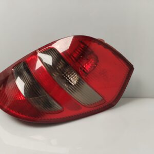 PILOTO TRASERO DERECHO 133383