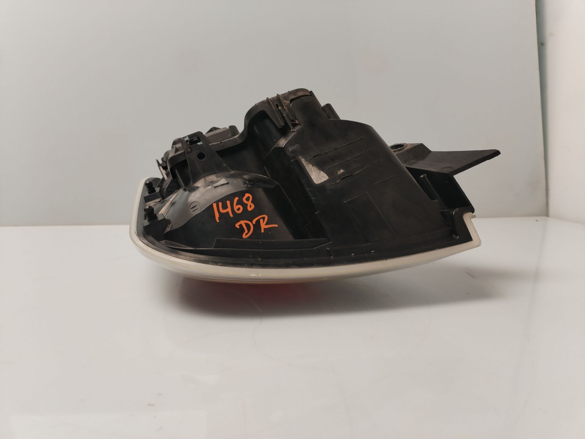 PILOTO TRASERO DERECHO 134355