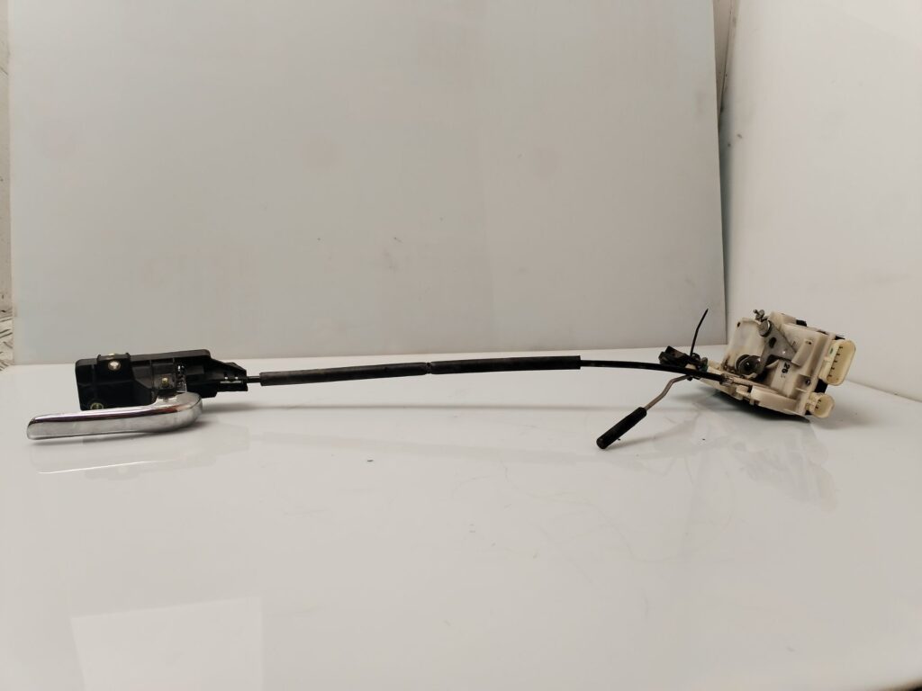 CERRADURA PUERTA DELANTERA IZQUIERDA 134286