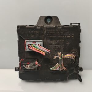 CAJA RELES / FUSIBLES 133255