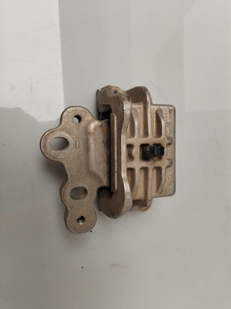 SOPORTE MOTOR IZQUIERDO 134284