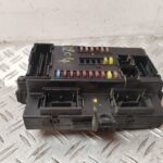 CAJA RELES / FUSIBLES 132072