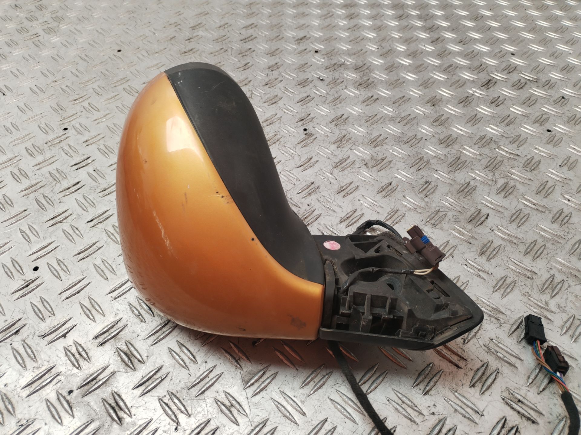 RETROVISOR IZQUIERDO 132862