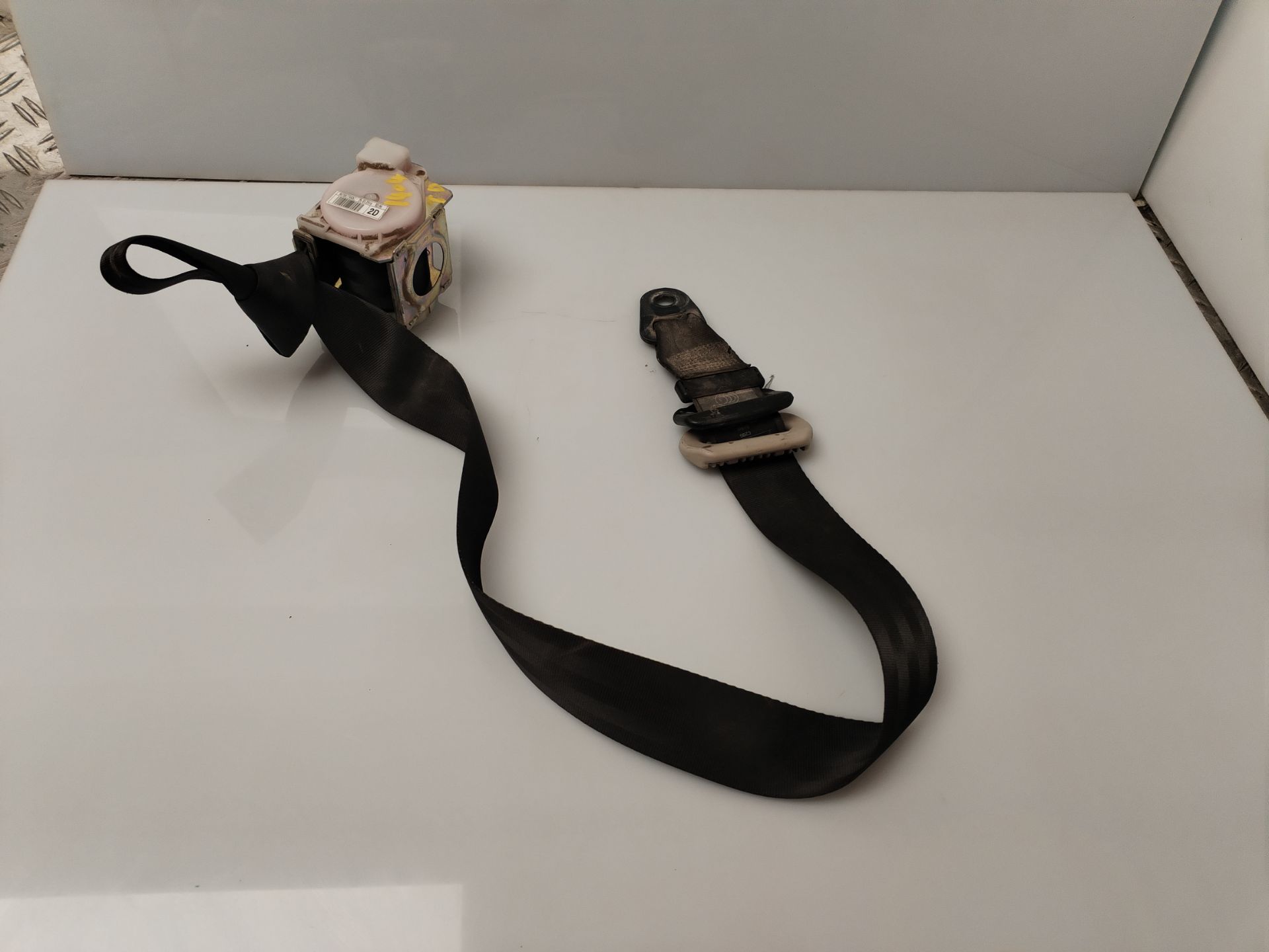 CINTURON SEGURIDAD TRASERO DERECHO 133391