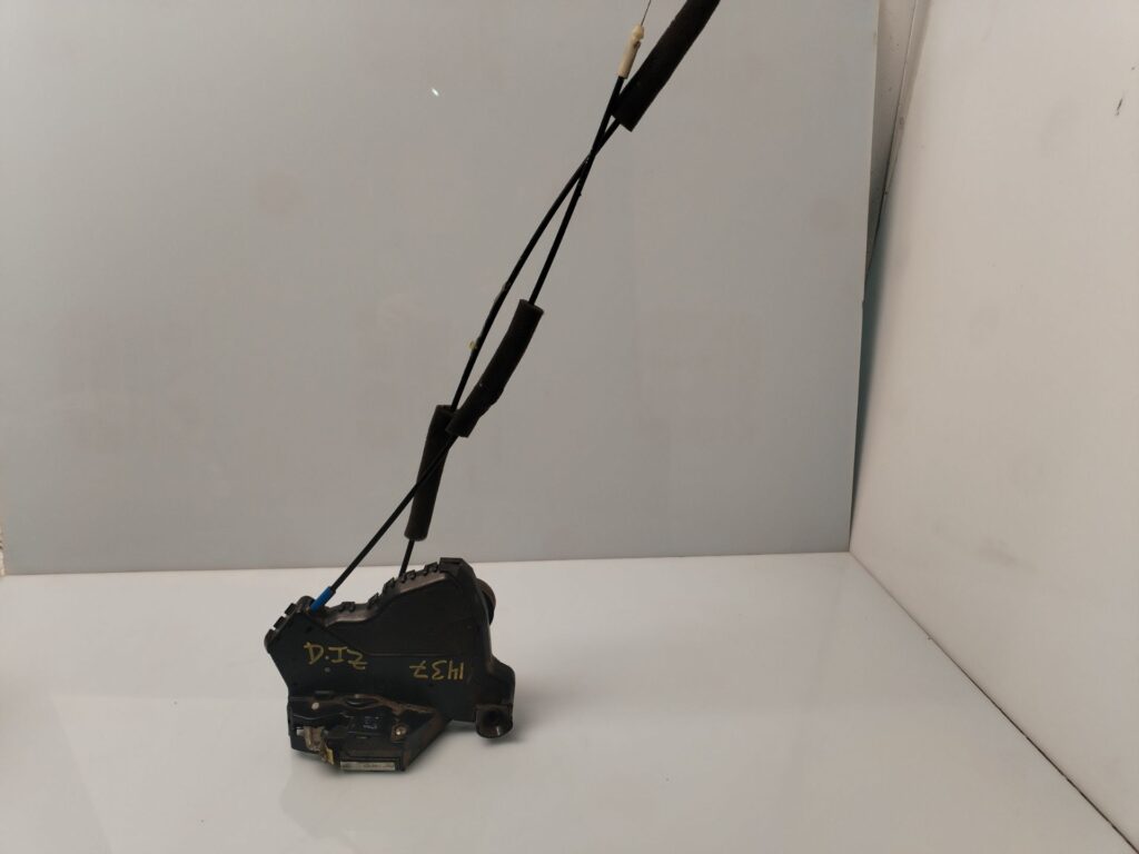 CERRADURA PUERTA DELANTERA IZQUIERDA 133688