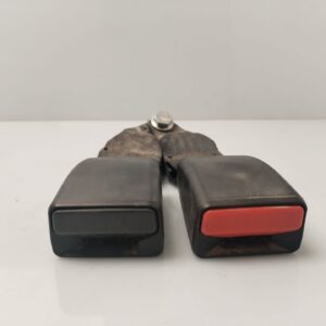 ENGANCHE CINTURON TRASERO IZQUIERDO 133998