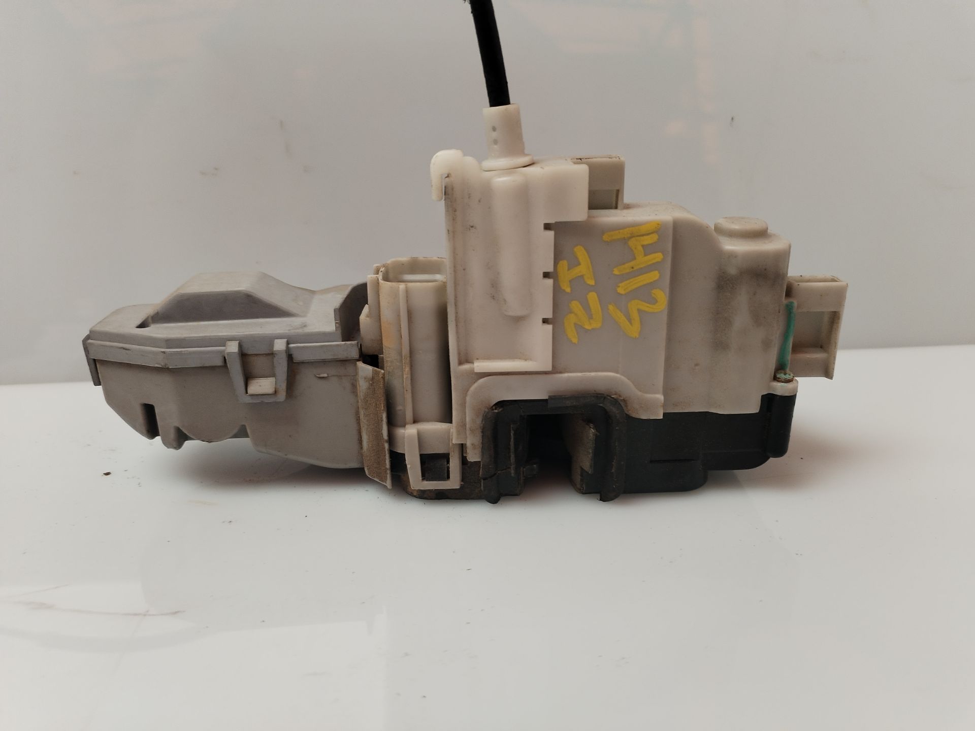 CERRADURA PUERTA DELANTERA IZQUIERDA 133244