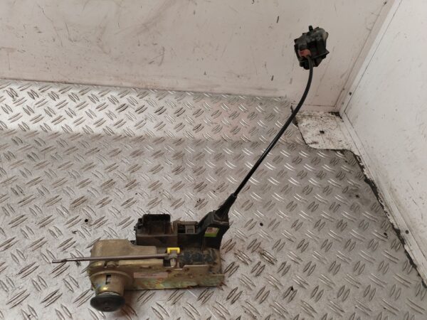 CERRADURA PUERTA DELANTERA IZQUIERDA 132652