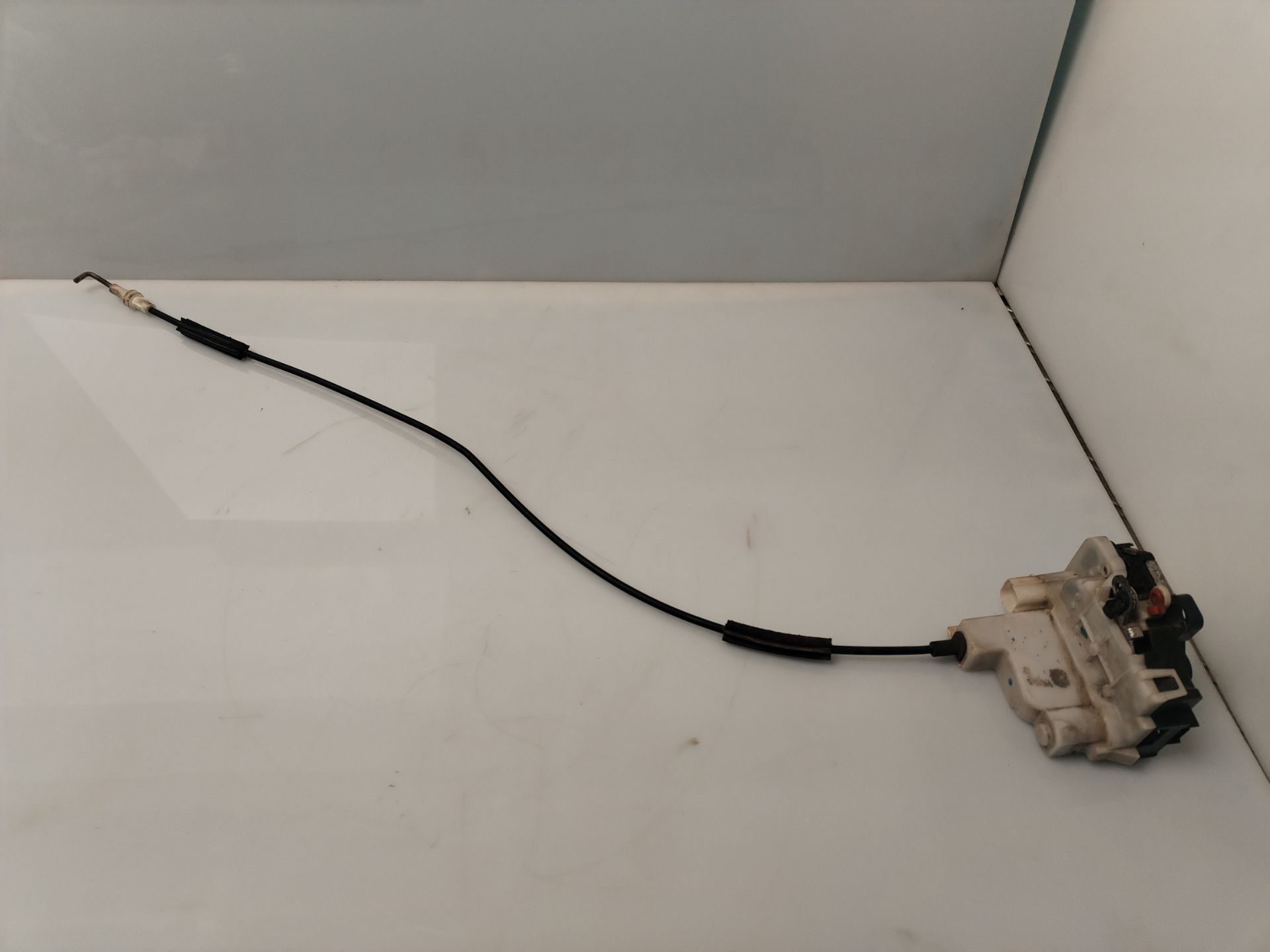 CERRADURA PUERTA DELANTERA IZQUIERDA 134370