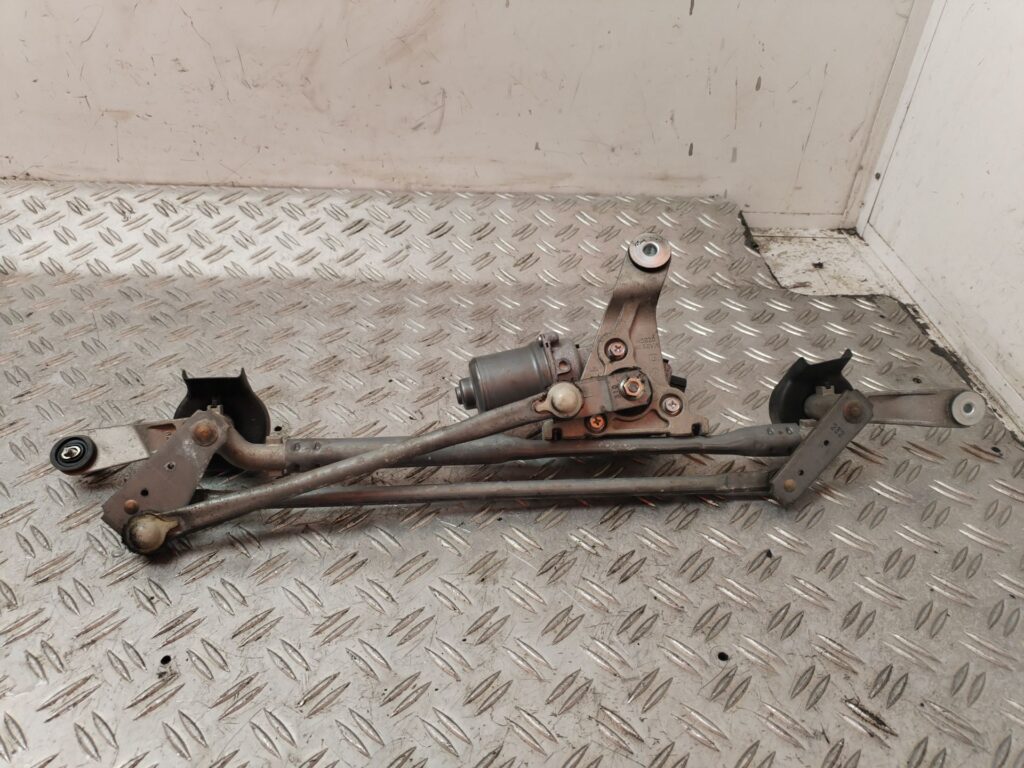 MOTOR LIMPIA DELANTERO 132658