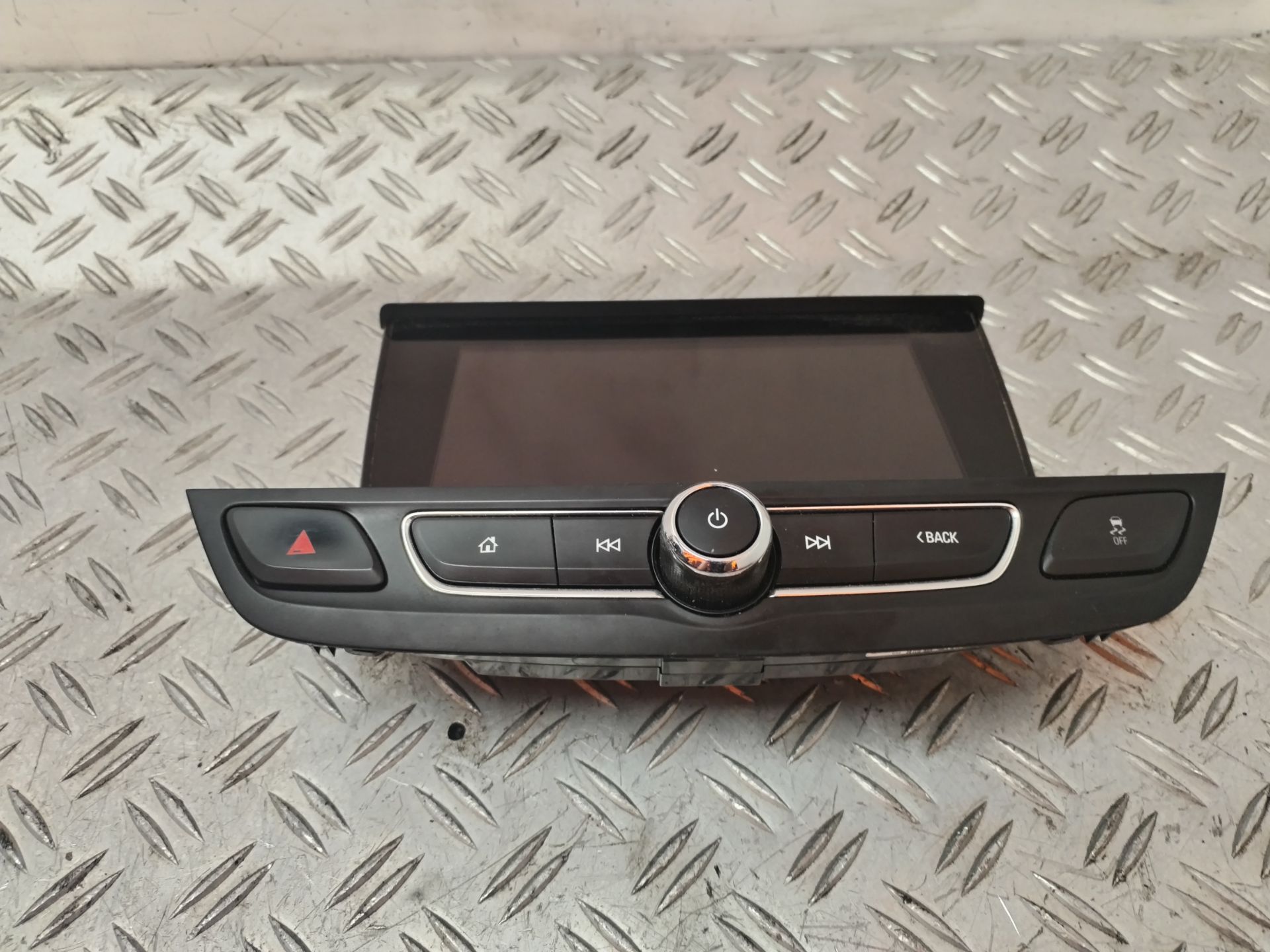 PANTALLA MULTIFUNCION 132670