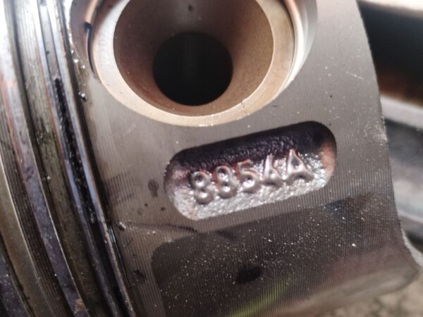 PISTON 134048