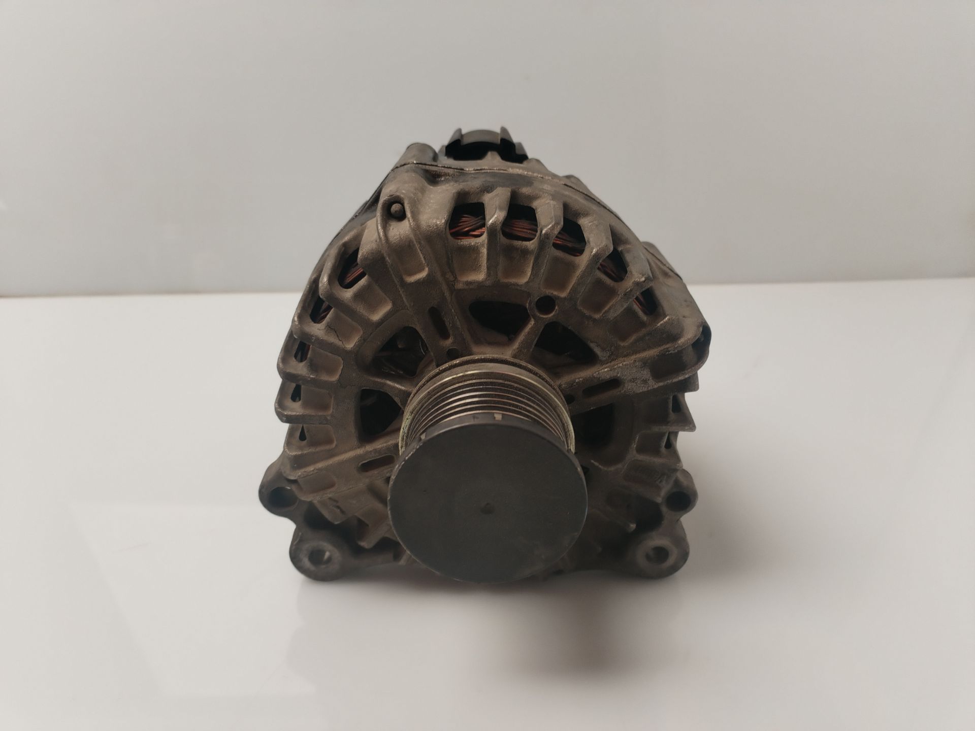 ALTERNADOR 134049