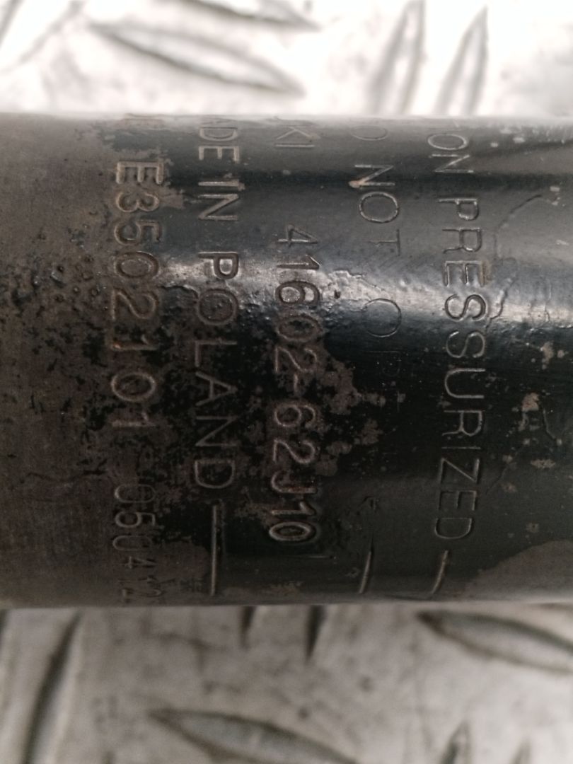 AMORTIGUADOR DELANTERO IZQUIERDO 133085