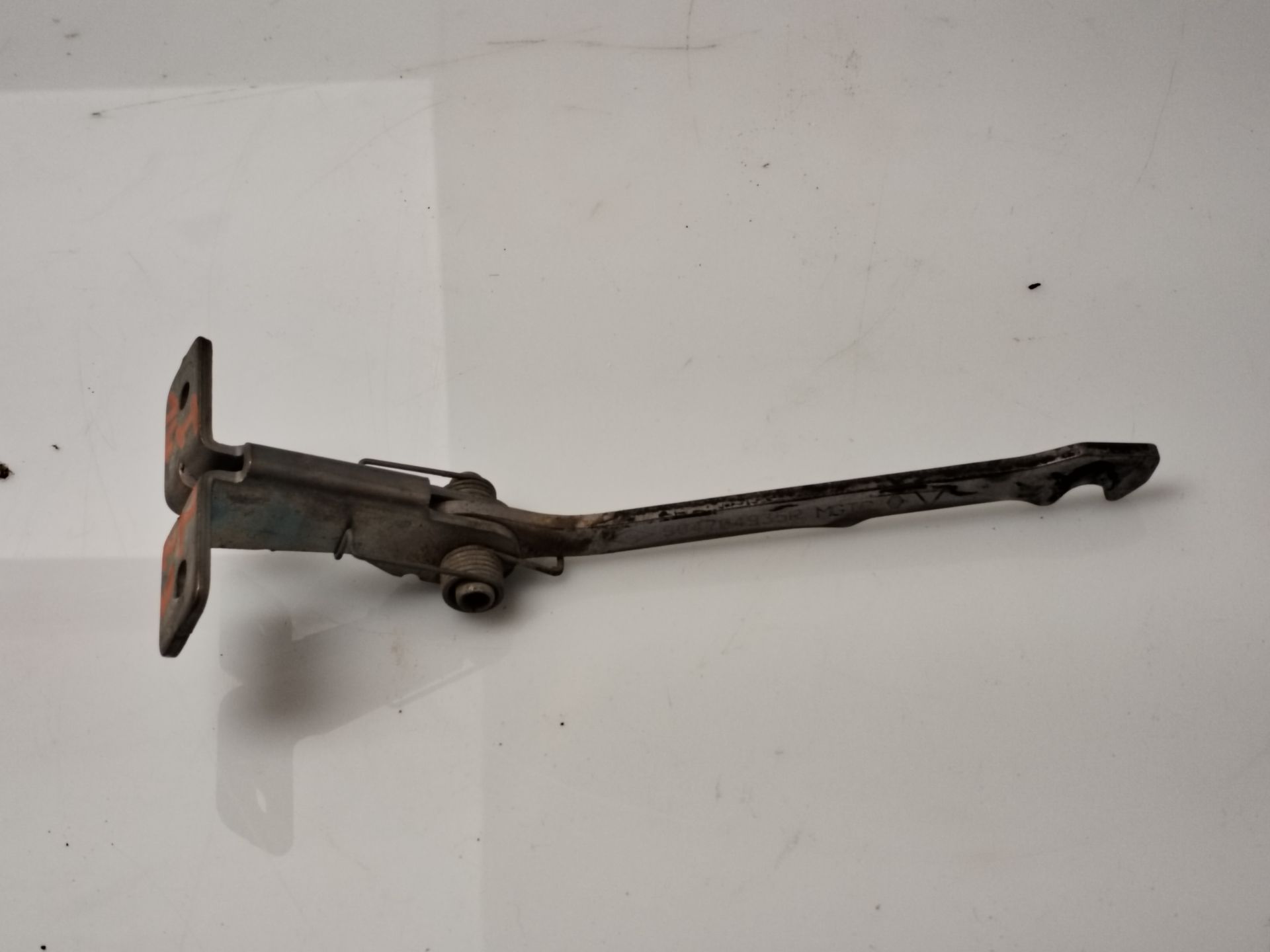 RETENEDOR PUERTA 133363