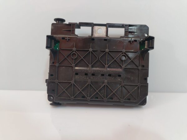 CAJA RELES / FUSIBLES 132952