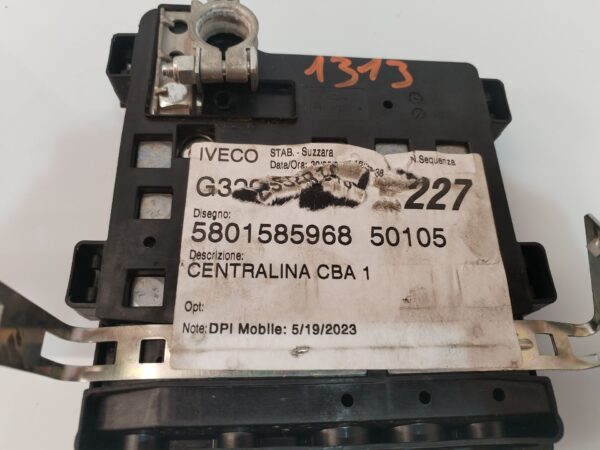 CAJA RELES / FUSIBLES 132980