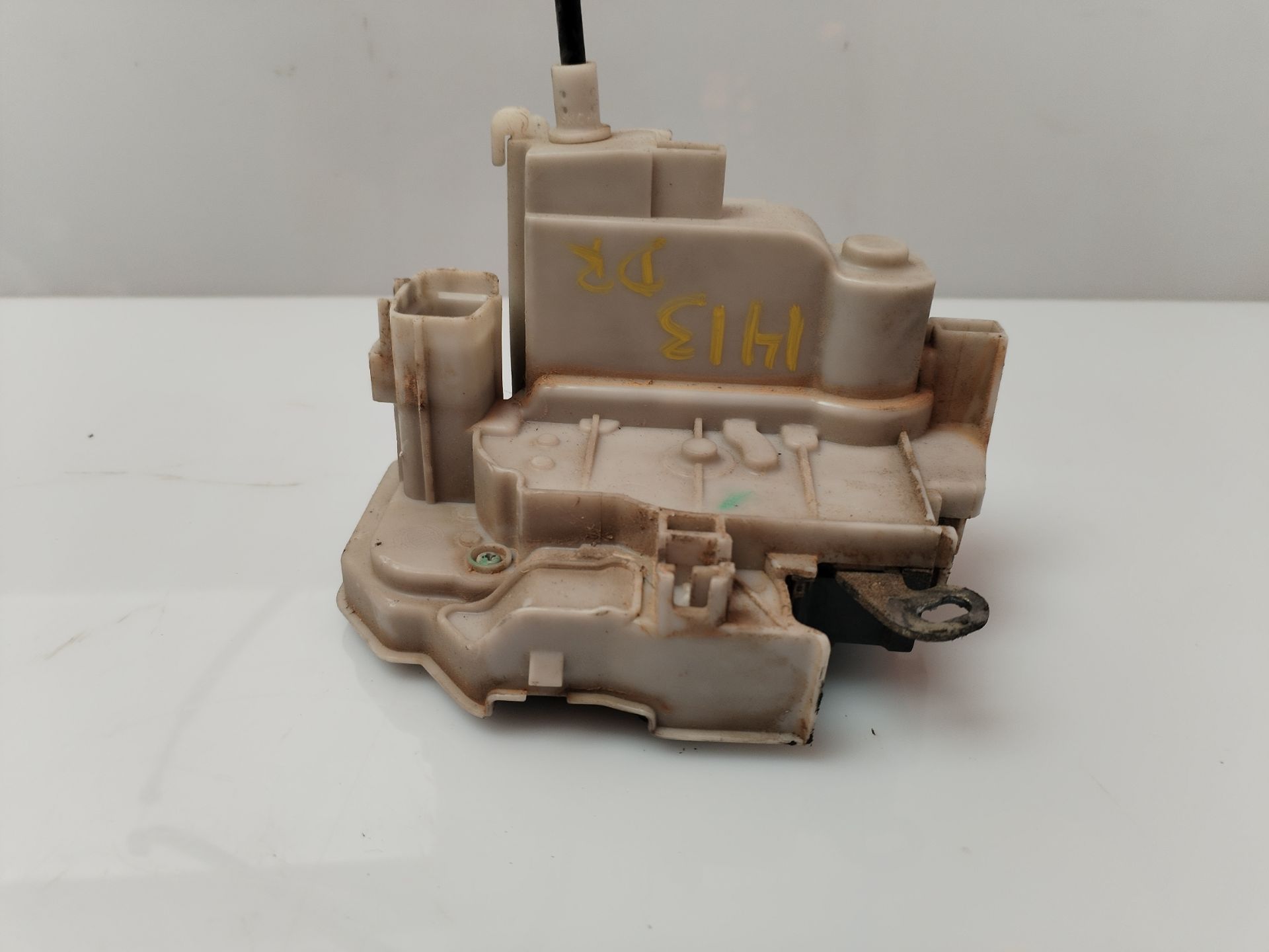 CERRADURA PUERTA DELANTERA DERECHA 133246