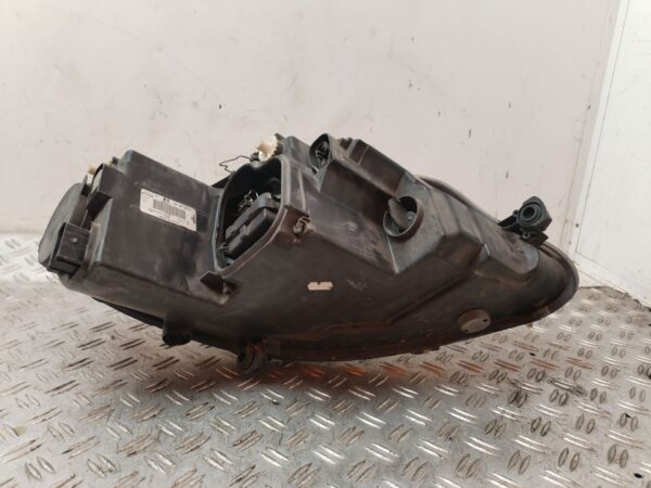 FARO IZQUIERDO 132780