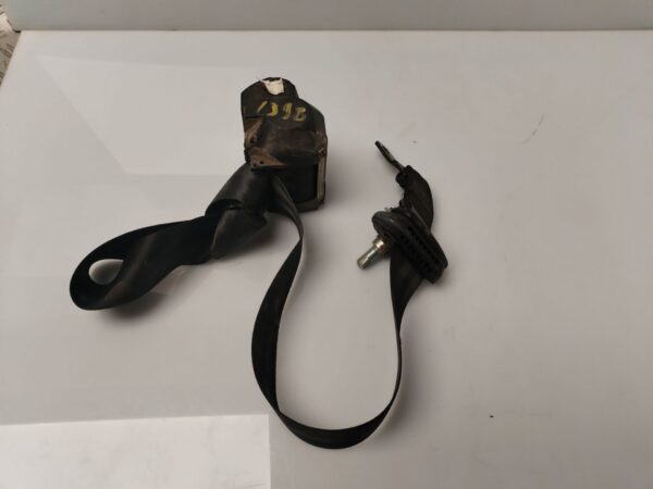 CINTURON SEGURIDAD DELANTERO DERECHO 133822