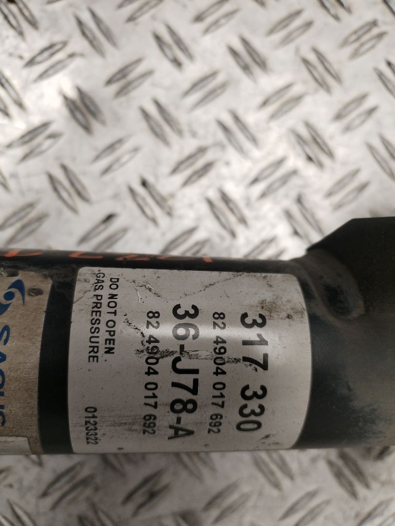 AMORTIGUADOR DELANTERO IZQUIERDO 133084