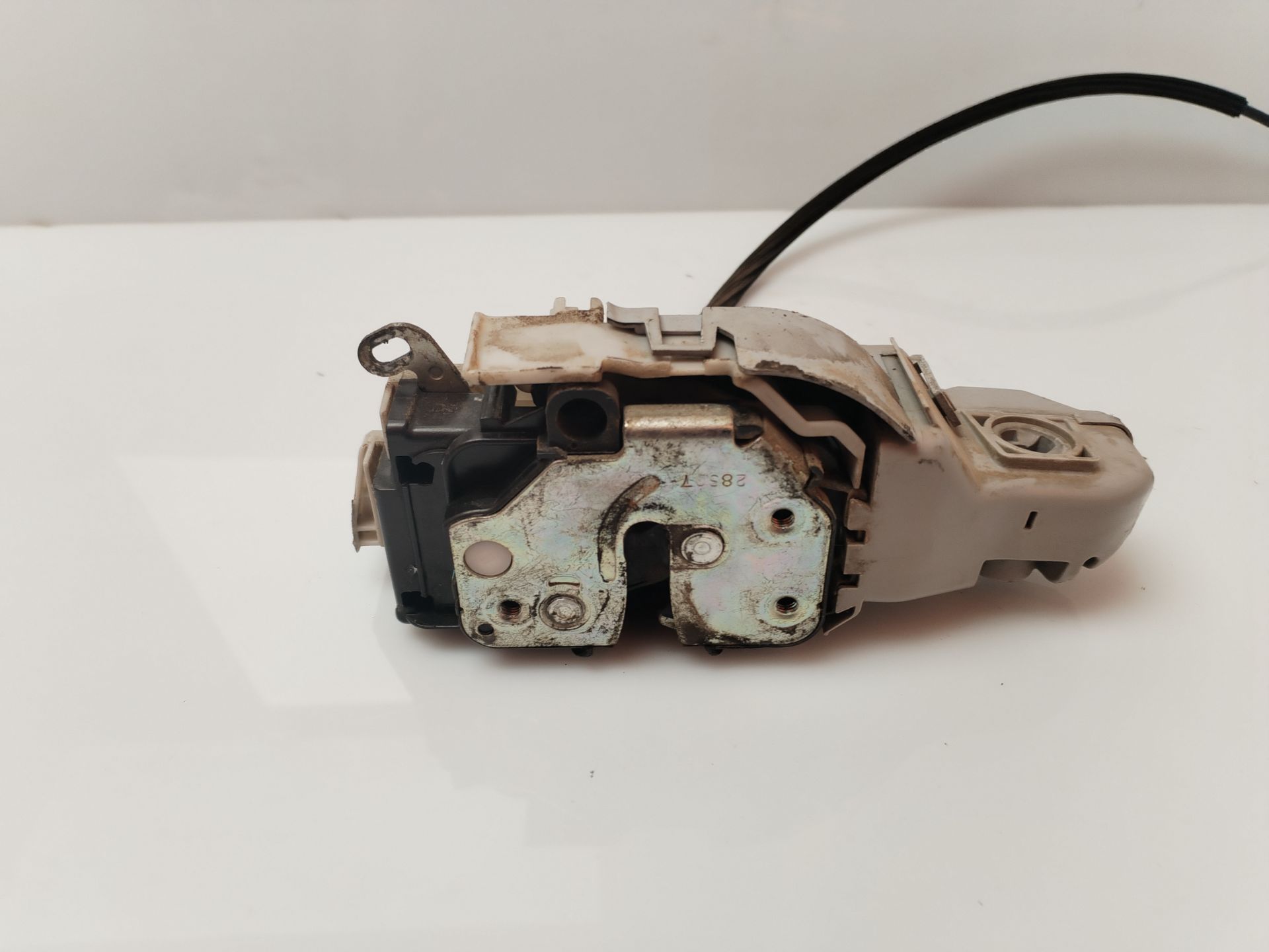 CERRADURA PUERTA DELANTERA IZQUIERDA 133244