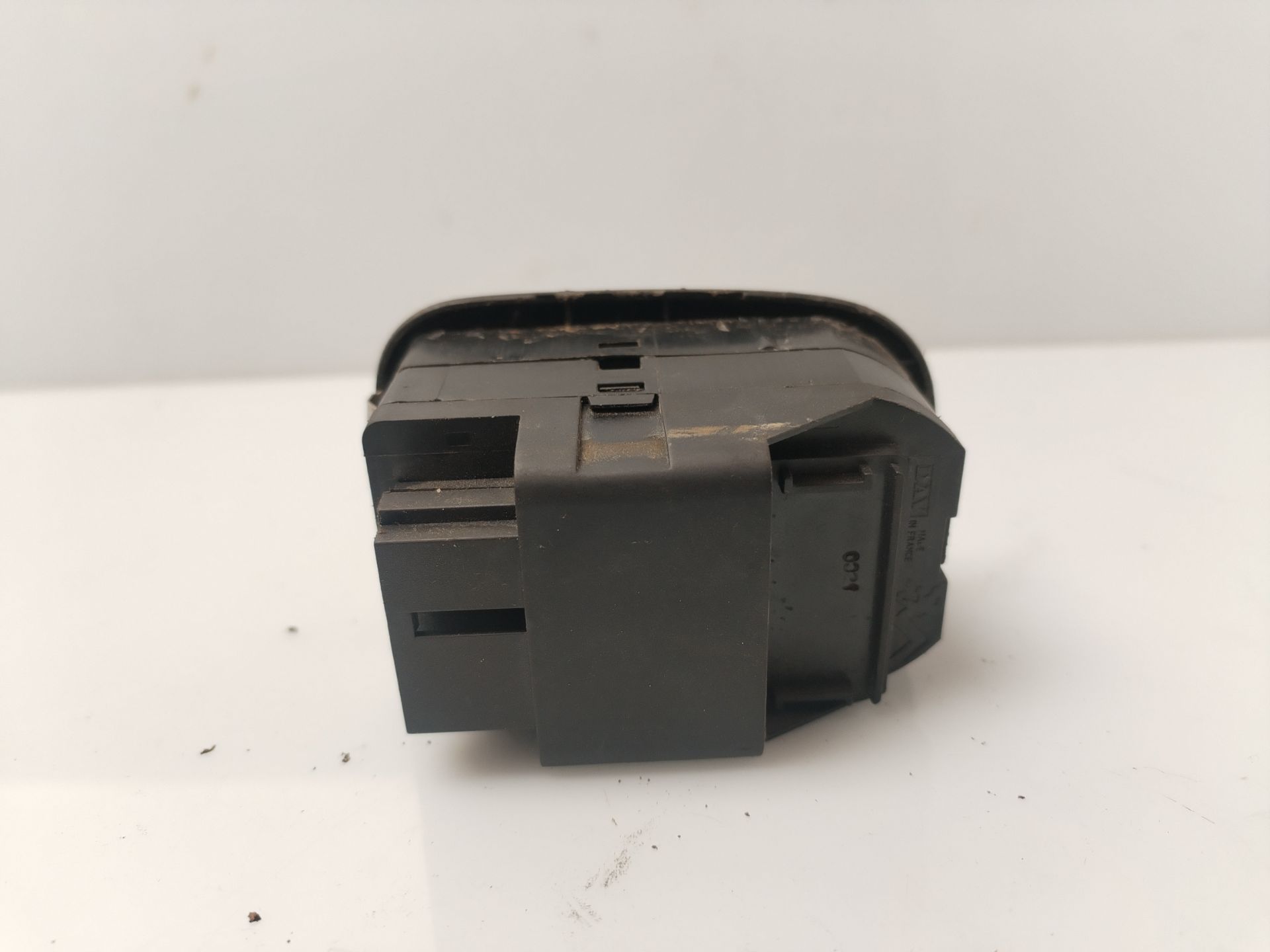 MANDO ELEVALUNAS DELANTERO IZQUIERDO 134099