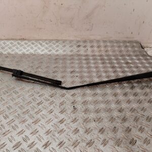 BRAZO LIMPIA DELANTERO DERECHO 132820