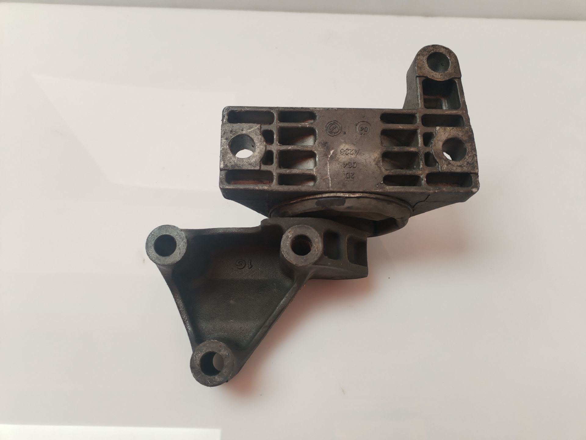 SOPORTE MOTOR 134586