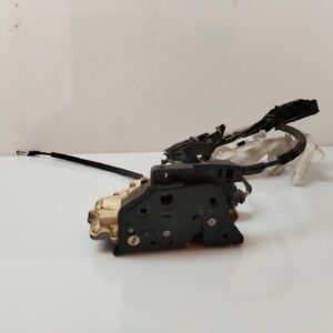 CERRADURA PUERTA DELANTERA DERECHA 135795