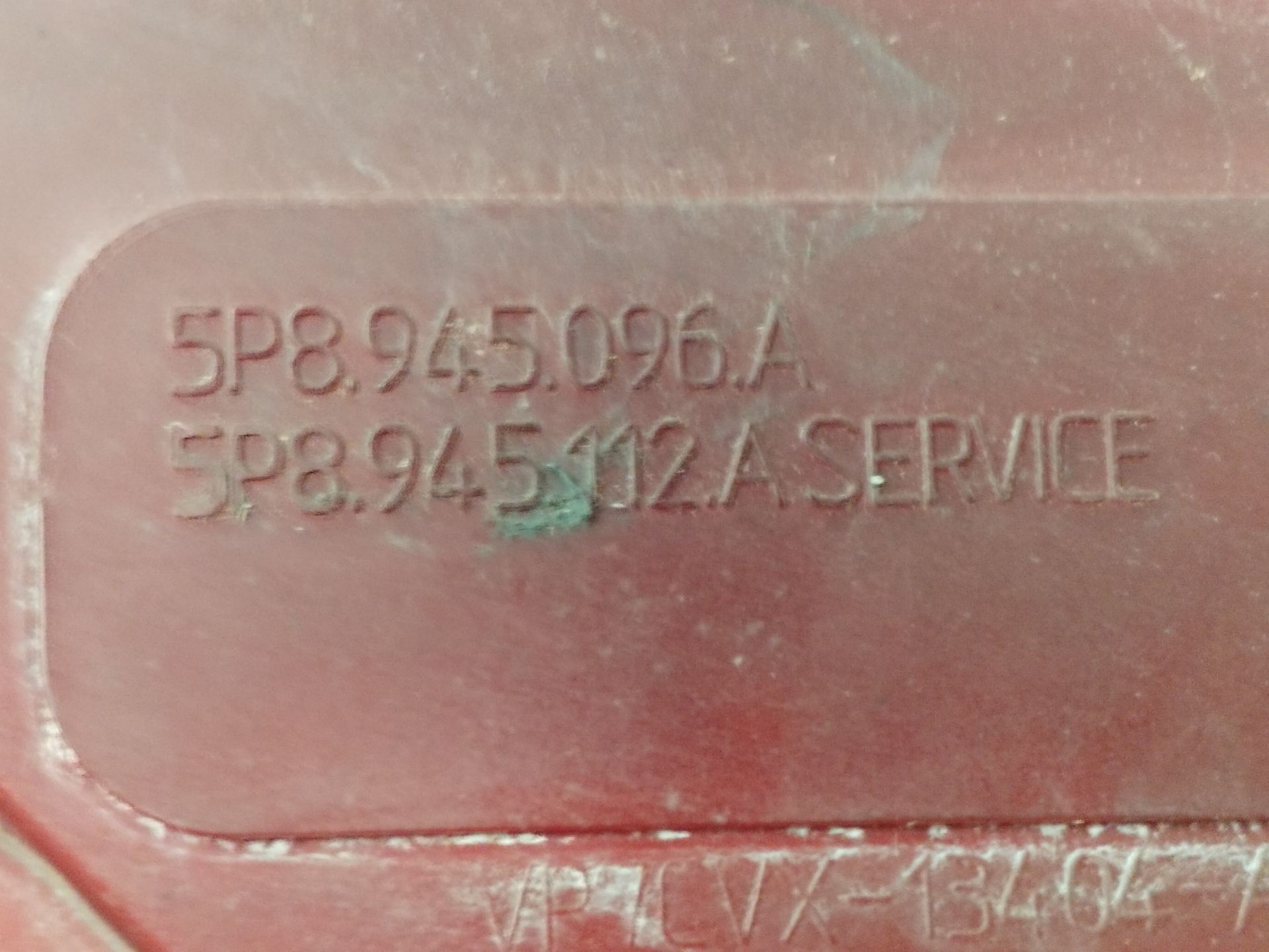 PILOTO TRASERO DERECHO 135020