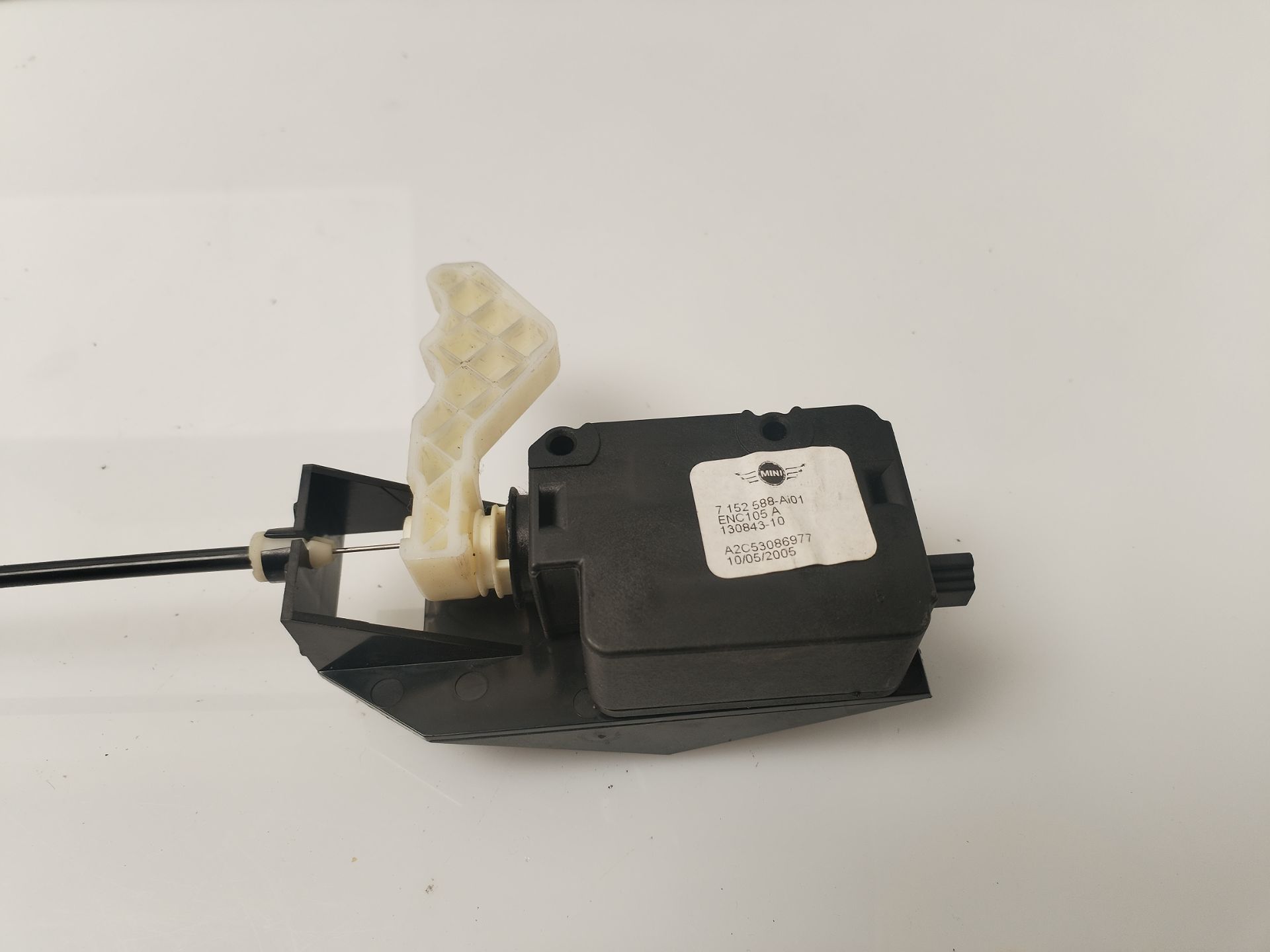 TAPA EXTERIOR COMBUSTIBLE 134760