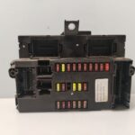 CAJA RELES / FUSIBLES 134833