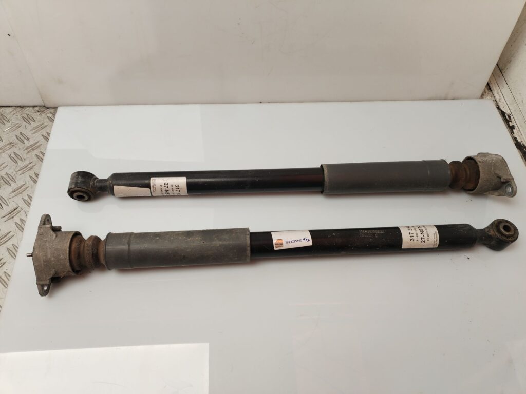 JUEGO AMORTIGUADORES TRASERO 135365