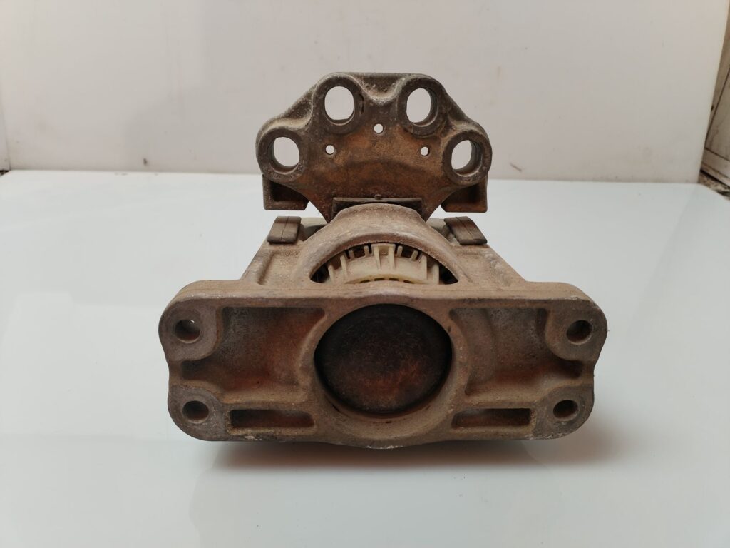 SOPORTE MOTOR 135741